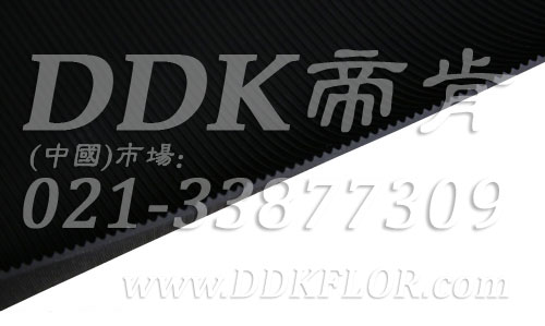 黑色耐磨型條紋防滑毯（1）樣板圖片,帝肯(DDK)_S450（Groove|加州）效果圖,豎直條紋,坑條防滑墊,地膠,地板膠,地面保護地毯,地面保護墊